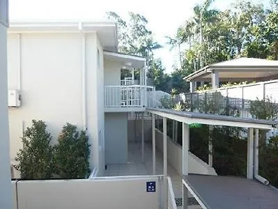 ****  Noosa Heads Motel Australia
