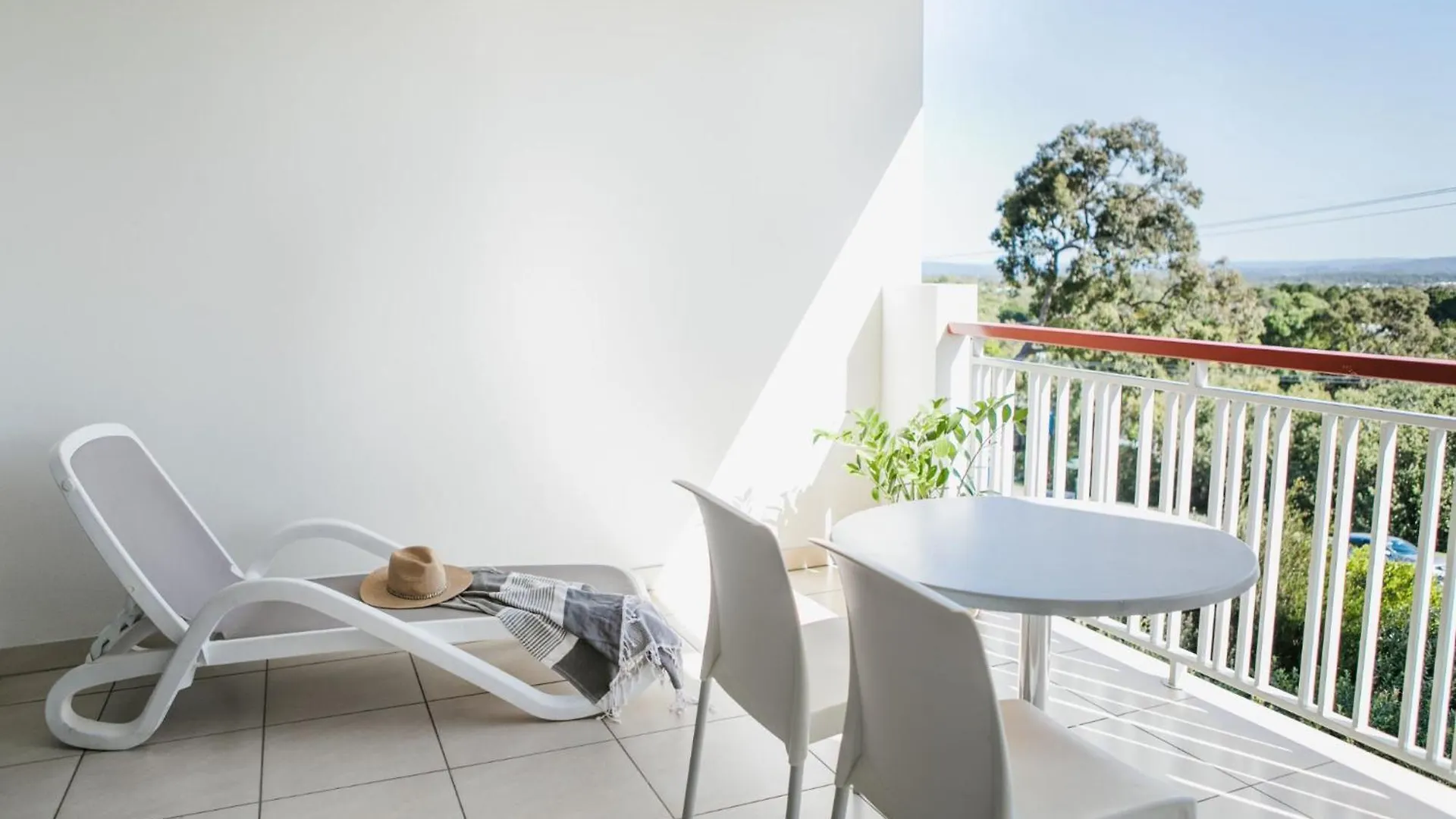 Noosa Heads Motel  Нуза Хедс